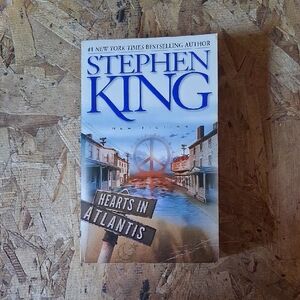 Stephen King Hearts in Atlantis - Blue Cover Paperback